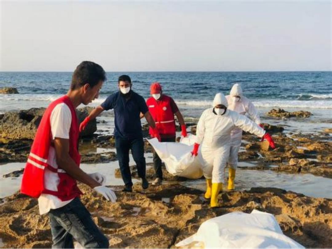 انتشال جثث 11 مهاجراً قبالة سواحل ليبيا